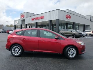 2017 Ford Focus 1FADP3K21HL213827 2017 Ford Focus