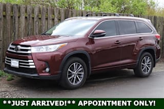2018 Toyota Highlander 5TDJZRFH0JS488750 2018 Toyota Highlander