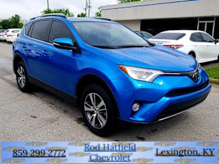 2018 Toyota RAV4 XLE JTMWFREV4JJ169094 2018 Toyota RAV4 XLE