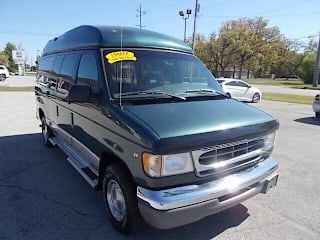 1997 Ford E-150 XL 1FMEE1165VHB44261 1997 Ford E-150 XL