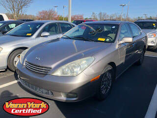2004 Lexus ES 330 JTHBA30GX45042428 2004 Lexus ES 330