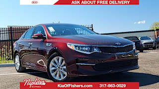 2017 Kia Optima LX 5XXGT4L37HG156131 2017 Kia Optima LX