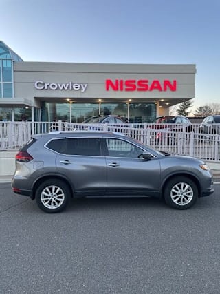 2018 Nissan Rogue KNMAT2MV4JP582741 2018 Nissan Rogue