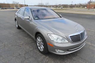 2007 Mercedes-Benz S-Class S 550 WDDNG71X77A067498 2007 Mercedes-Benz S-Class S 550