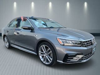 2017 Volkswagen Passat 1.8T R-Line 1VWDT7A36HC049091 2017 Volkswagen Passat 1.8T R-Line