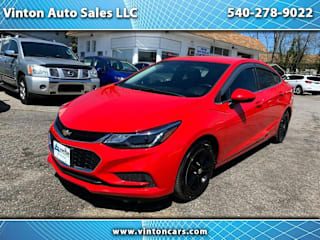 2018 Chevrolet Cruze LT Auto 1G1BE5SM8J7152715 2018 Chevrolet Cruze LT Auto
