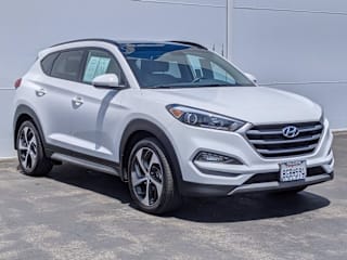 2018 Hyundai Tucson Value KM8J33A27JU796894 2018 Hyundai Tucson Value