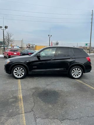 2017 BMW X3 5UXWX9C56H0T03943 2017 BMW X3