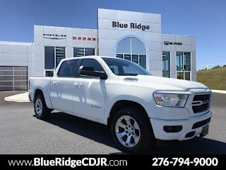 2019 Ram Pickup 1500 1C6SRFFT7KN569668 2019 Ram Pickup 1500