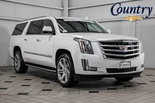 2018 Cadillac Escalade ESV Luxury 1GYS4HKJ9JR295849 2018 Cadillac Escalade ESV Luxury