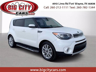 2019 Kia Soul + KNDJP3A53K7016084 2019 Kia Soul +