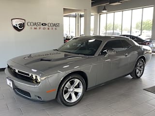 2017 Dodge Challenger SXT 2C3CDZAG9HH614736 2017 Dodge Challenger SXT