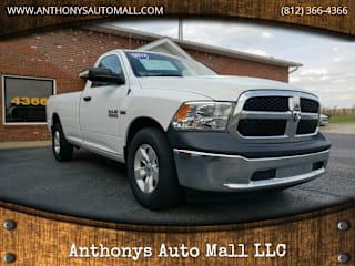 2017 Ram Pickup 1500 3C6JR6DT2HG635057 2017 Ram Pickup 1500