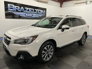 2018 Subaru Outback 3.6R Touring 4S4BSETC1J3228767 2018 Subaru Outback 3.6R Touring