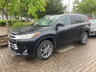 2018 Toyota Highlander XLE 5TDJZRFH0JS818922 2018 Toyota Highlander XLE