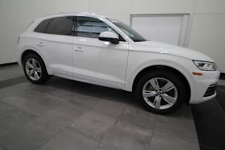 2018 Audi Q5 2.0T quattro Premium Plus WA1BNAFY4J2150299 2018 Audi Q5 2.0T quattro Premium Plus