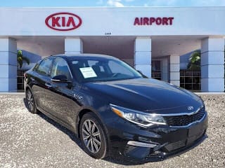 2019 Kia Optima 5XXGU4L19KG370198 2019 Kia Optima