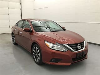 2017 Nissan Altima 1N4AL3AP8HC133761 2017 Nissan Altima