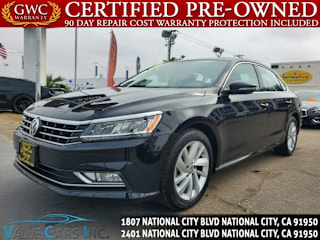 2018 Volkswagen Passat 2.0T SE 1VWBA7A32JC032856 2018 Volkswagen Passat 2.0T SE