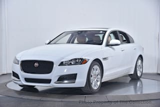 2018 Jaguar XF 35t Premium SAJBD4EV7JCY56857 2018 Jaguar XF 35t Premium