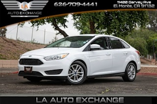 2018 Ford Focus SE 1FADP3F20JL217643 2018 Ford Focus SE