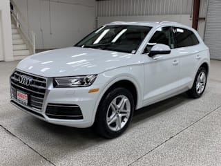 2019 Audi Q5 2.0T quattro Premium WA1ANAFY1K2130248 2019 Audi Q5 2.0T quattro Premium
