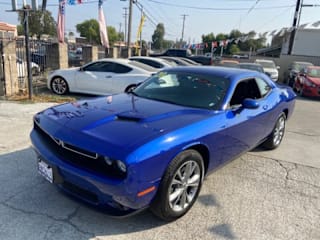 2020 Dodge Challenger SXT 2C3CDZGG6LH131088 2020 Dodge Challenger SXT