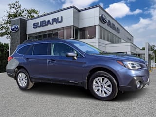 2018 Subaru Outback 2.5i Premium 4S4BSACC7J3313122 2018 Subaru Outback 2.5i Premium