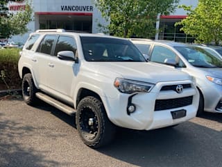 2015 Toyota 4Runner SR5 JTEBU5JR4F5216089 2015 Toyota 4Runner SR5