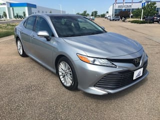 2018 Toyota Camry XLE 4T1B11HK6JU125771 2018 Toyota Camry XLE