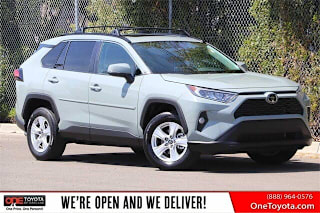 2019 Toyota RAV4 2T3W1RFV6KW044193 2019 Toyota RAV4