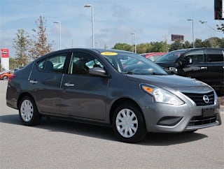 2017 Nissan Versa 1.6 SV 3N1CN7AP4HL818755 2017 Nissan Versa 1.6 SV