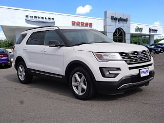 2017 Ford Explorer XLT 1FM5K8D81HGA43887 2017 Ford Explorer XLT