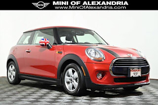 2016 MINI Hardtop 2 Door Cooper WMWXP5C53G3B14811 2016 MINI Hardtop 2 Door Cooper