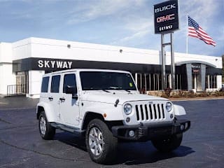2015 Jeep Wrangler Unlimited Sahara 1C4BJWEG3FL710256 2015 Jeep Wrangler Unlimited Sahara