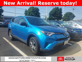 2018 Toyota RAV4 LE 2T3BFREV4JW840702 2018 Toyota RAV4 LE