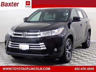 2018 Toyota Highlander LE Plus 5TDZZRFH5JS255708 2018 Toyota Highlander LE Plus