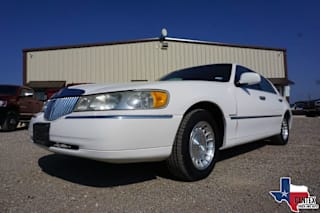 1999 Lincoln Town Car 1LNHM81W3XY634709 1999 Lincoln Town Car