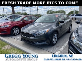 2017 Ford Focus SE 1FADP3F20HL310639 2017 Ford Focus SE