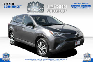 2018 Toyota RAV4 LE JTMBFREV9JJ732574 2018 Toyota RAV4 LE