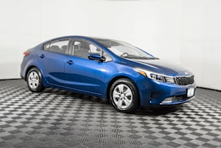2017 Kia Forte 3KPFK4A72HE086809 2017 Kia Forte