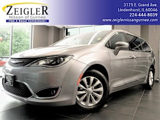 2017 Chrysler Pacifica Touring-L 2C4RC1BG9HR785991 2017 Chrysler Pacifica Touring-L