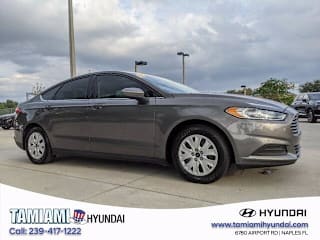 2014 Ford Fusion S 1FA6P0G70E5384550 2014 Ford Fusion S