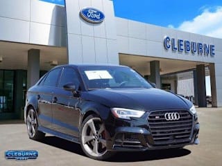 2019 Audi S3 2.0T quattro Premium Plus WAUB1GFF4KA081136 2019 Audi S3 2.0T quattro Premium Plus