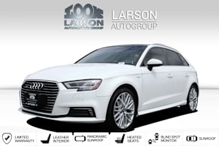 2018 Audi A3 Sportback e-tron 1.4T Premium Plus WAUTPBFFXJA064359 2018 Audi A3 Sportback e-tron 1.4T Premium Plus
