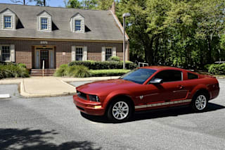 2009 Ford Mustang V6 Deluxe 1ZVHT80N495113872 2009 Ford Mustang V6 Deluxe