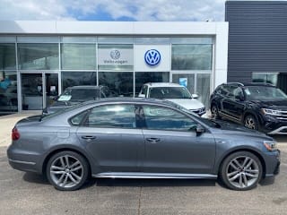 2018 Volkswagen Passat 2.0T R-Line 1VWAA7A30JC024931 2018 Volkswagen Passat 2.0T R-Line