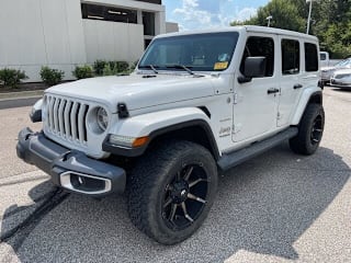 2018 Jeep Wrangler Unlimited Sahara 1C4HJXEG5JW135892 2018 Jeep Wrangler Unlimited Sahara