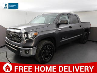 2018 Toyota Tundra SR5 5TFDW5F14JX724408 2018 Toyota Tundra SR5