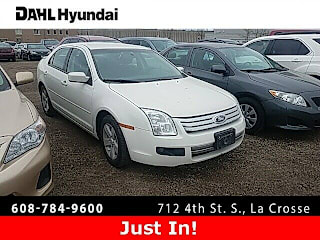 2009 Ford Fusion SE 3FAHP07Z59R109589 2009 Ford Fusion SE
